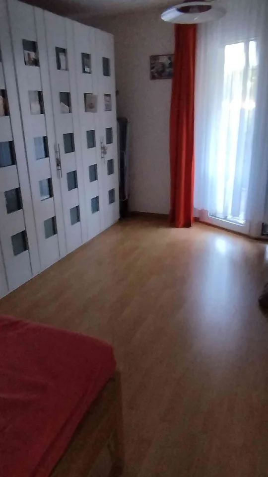 2,5 Zimmer Wohnung mit Sitzplatz