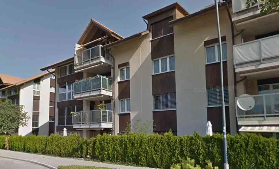 Grosse, helle 2.5-Zimmerwohnung (76.4m²) in 9-Familienhaus