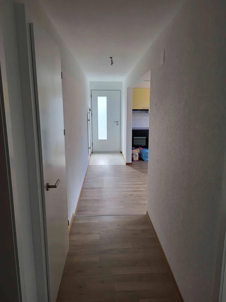 2 Zimmer Wohnung in Düdingen zu vermieten