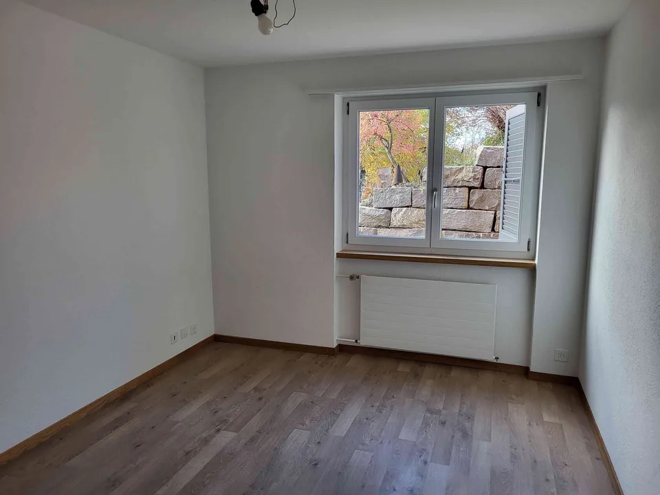2 Zimmer Wohnung in Düdingen zu vermieten