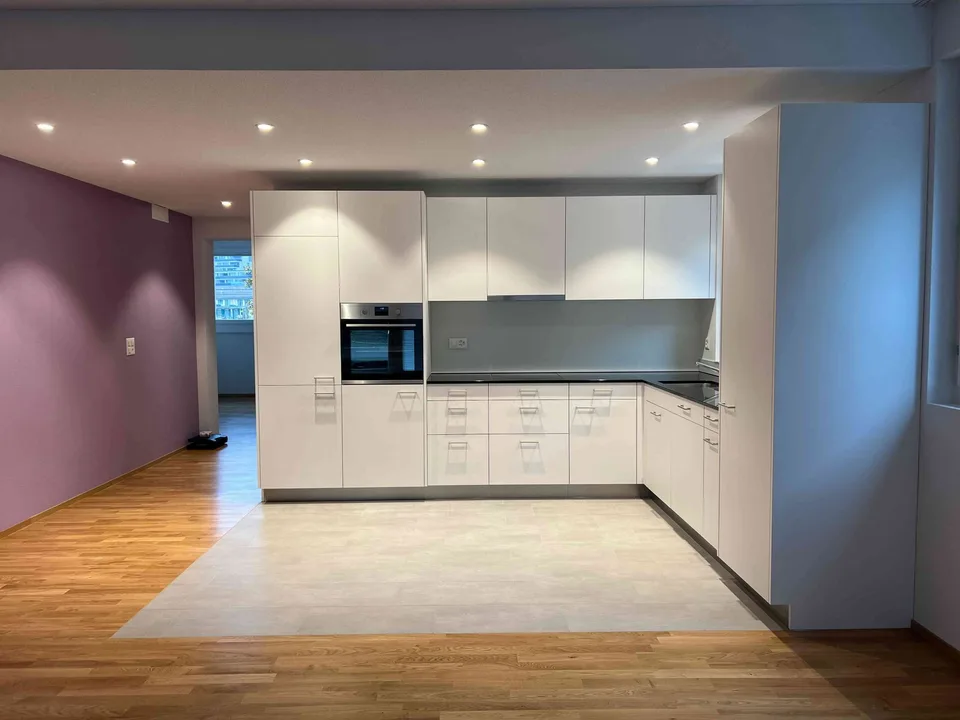 Grosszügige und neuwertige 3.5-Zimmer-Wohnung zu vermieten