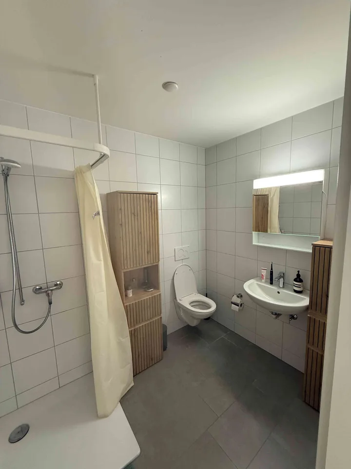 Helle 2.5-Zimmer-Wohnung mit Balkon in Ostermundigen