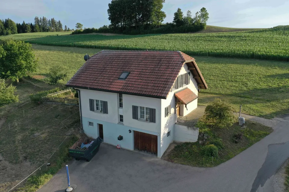 Charmantes 6.5-Zimmer-Einfamilienhaus in Schwarzenbach LU