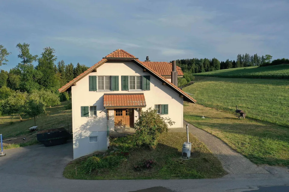 Charmantes 6.5-Zimmer-Einfamilienhaus in Schwarzenbach LU
