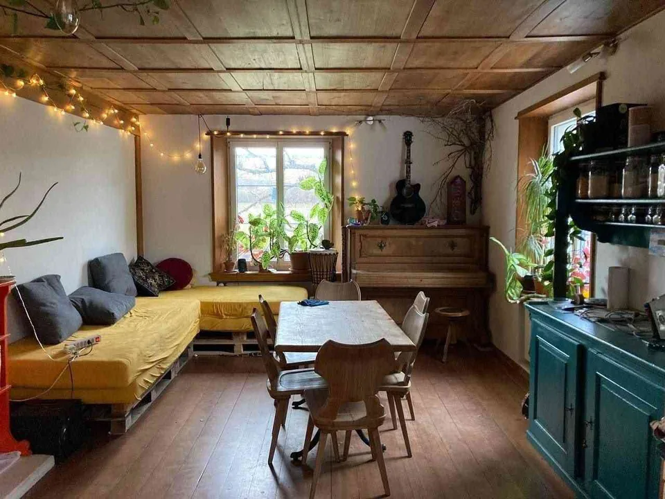 Charmante Dachwohnung zum Erstbezug in herzlicher Hausgemeinschaft