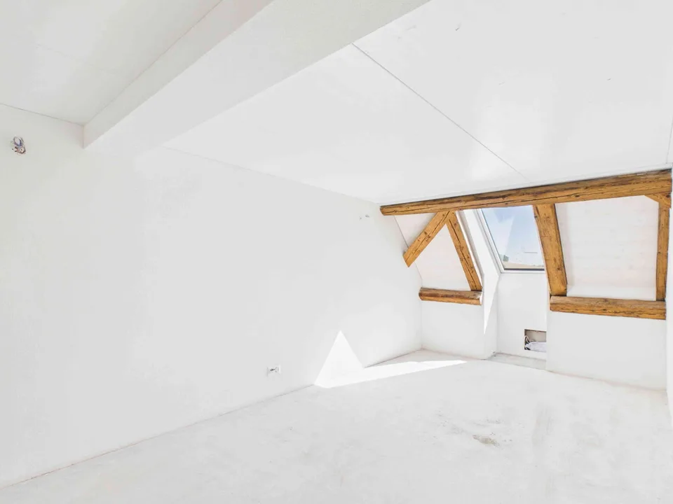 2.5-Zimmer Dachgeschosswohnung