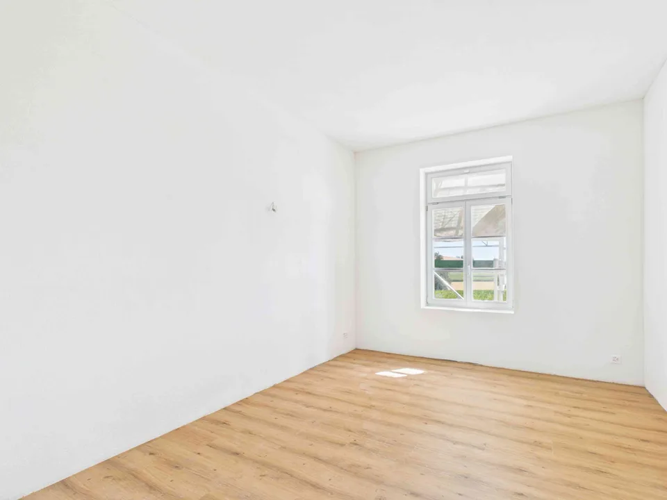 Kernsanierte 3.5 Zimmer-Altbauwohnung