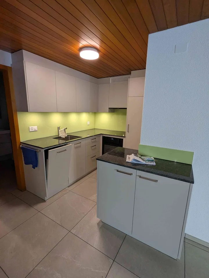 Schöne 2.5-Zimmer-Wohnung mit Wintergarten
