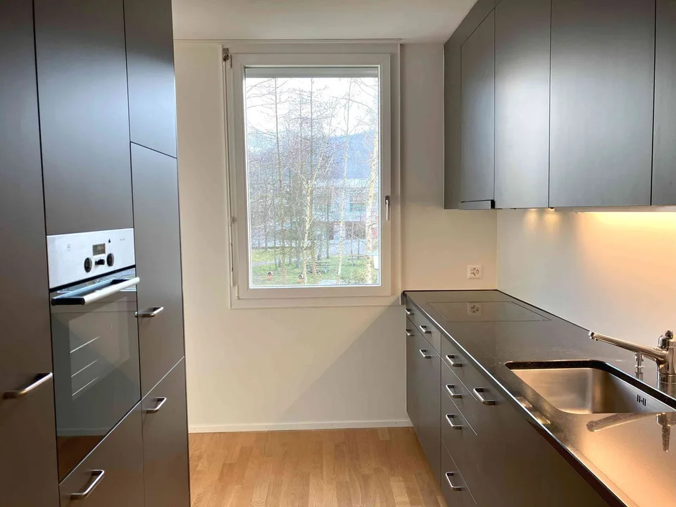4.5-ZWG mit 2 Badezimmer und Ankleide