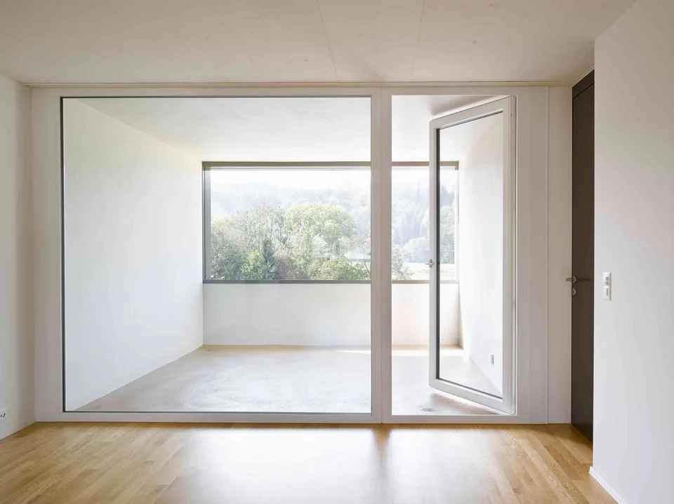 4.5-ZWG mit 2 Badezimmer und Ankleide