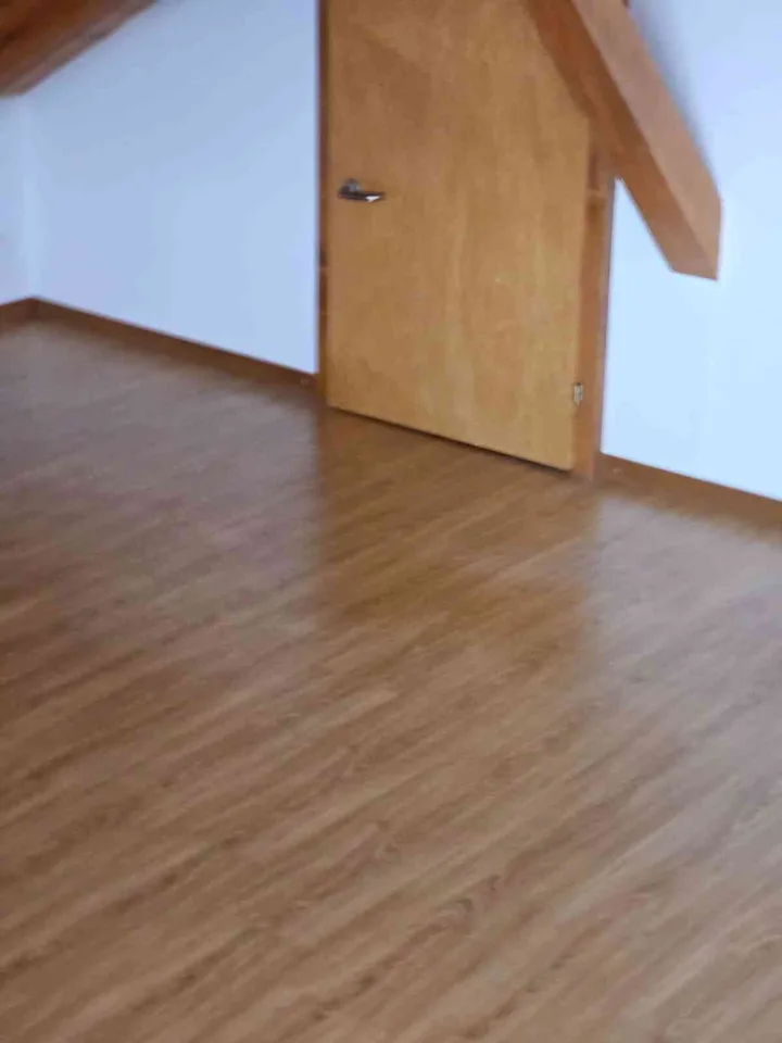 2.5 Zimmerwohnung im Dachgeschoss