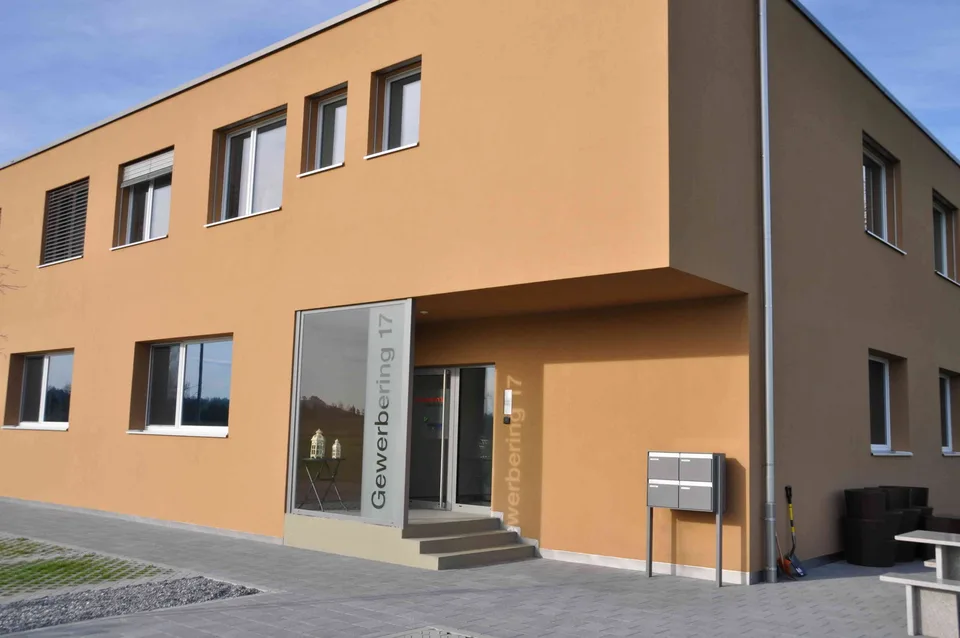 Bürofläche mit 13m2 oder 28m2 zu vermieten