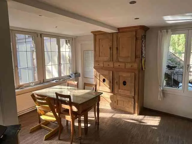 7-Zimmer-Maisonette-Wohnung im historischen Altbau in Langnau