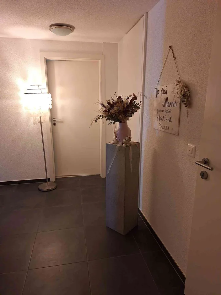 Nachmieter für eine Charmante 4.5-Zimmer-Terrassenwohnung in Aeschi SO