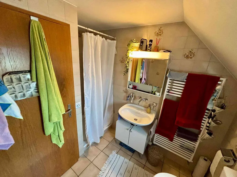 Grosse Wohnung mit Garten und Aussicht
