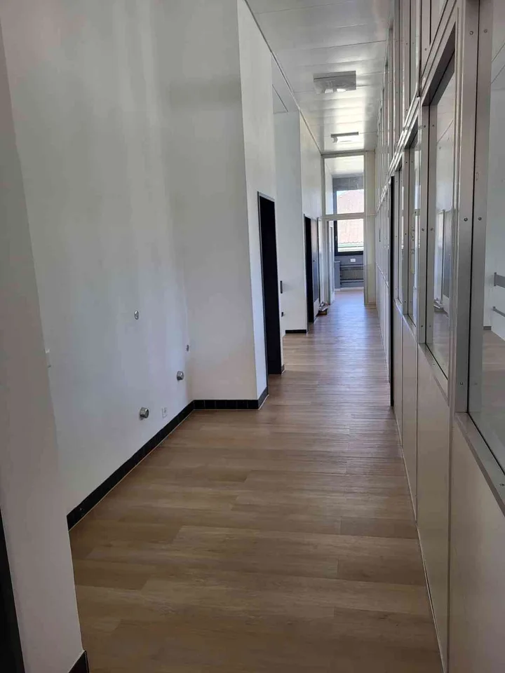 Bureaux à louer – 360 m²