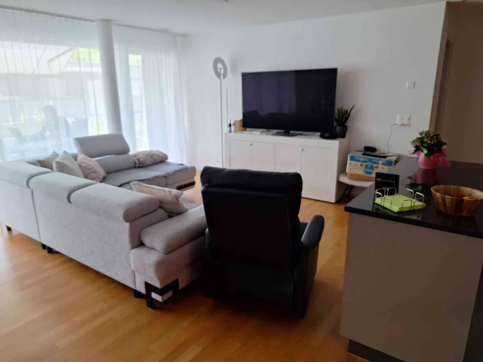 Nachmieter gesucht für ruhige Zentrale 3.5 Zi Wohnung