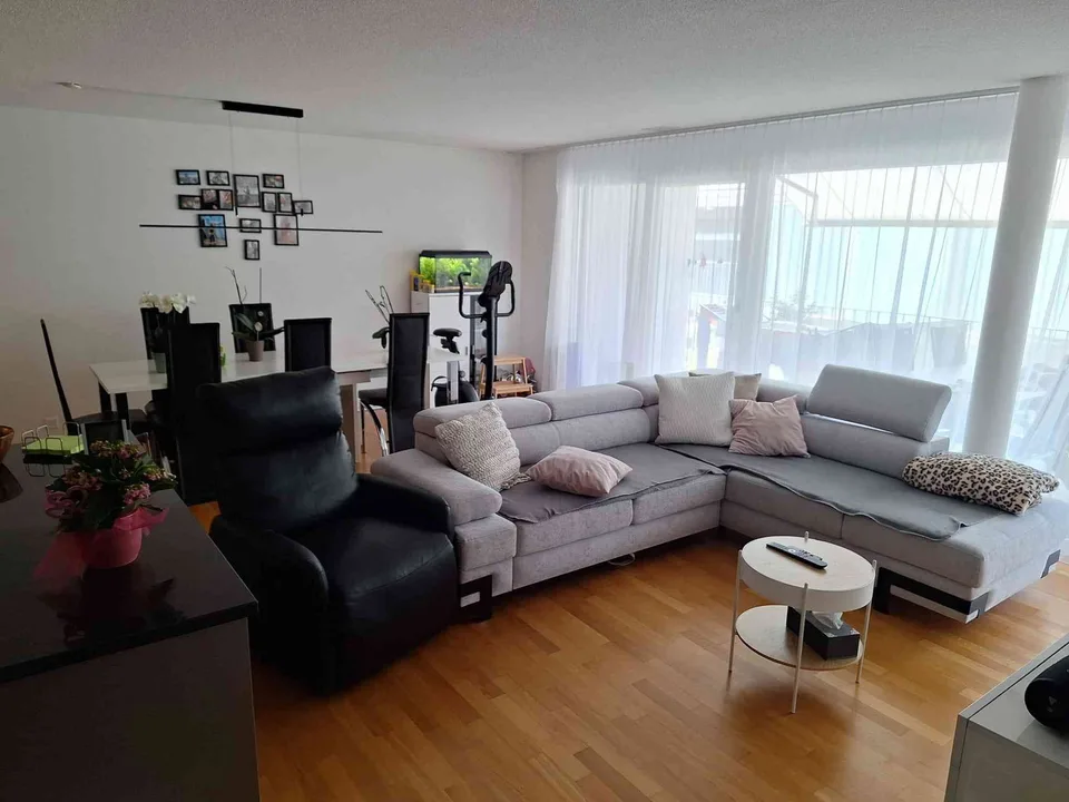 Nachmieter gesucht für ruhige Zentrale 3.5 Zi Wohnung