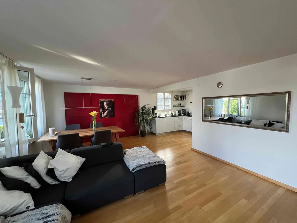 Wunderschöne 3.5 Zimmer-Maisonettewohnung