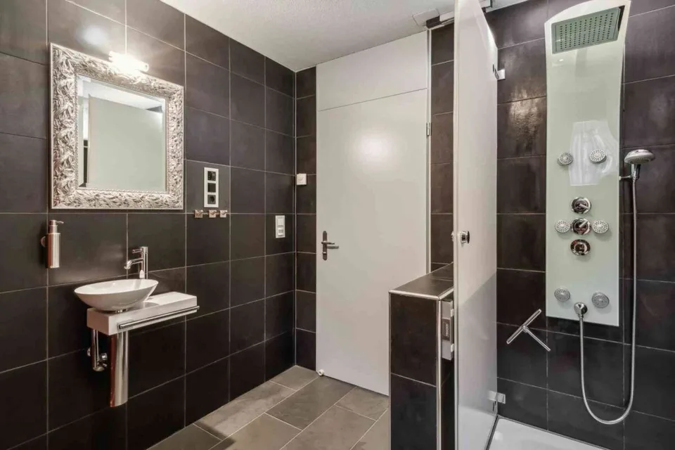 Moderne, rollstuhlgängige 3.5-Zimmer-Erdgeschosswohnung in Bolligen