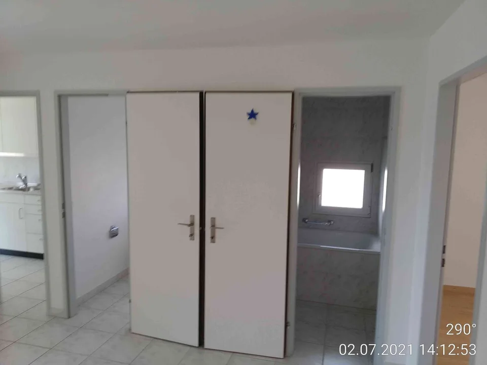 Helle 4,5 Zi-Wohnung