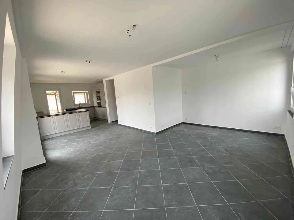 Exklusive 4.5-Zimmer-Maisonette-Dachwohnung mit grosser Terrasse