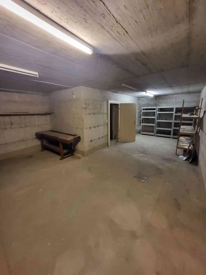 Exklusiver Lagerraum mit 90 m² – Viel Platz, direkter Zugang
