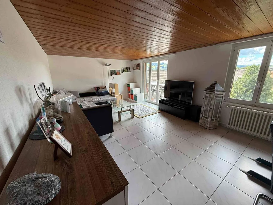 Exclusive 5.5 room apartment with 115 m2