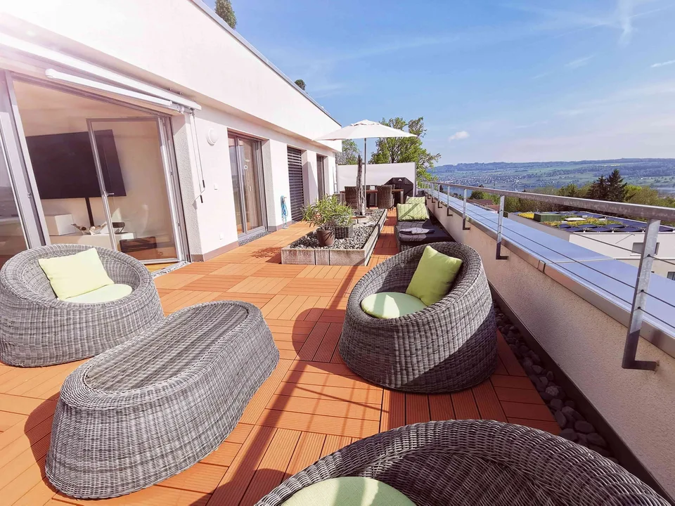 Möbliertes Terassenhaus mit Seeblick in Birrwil
