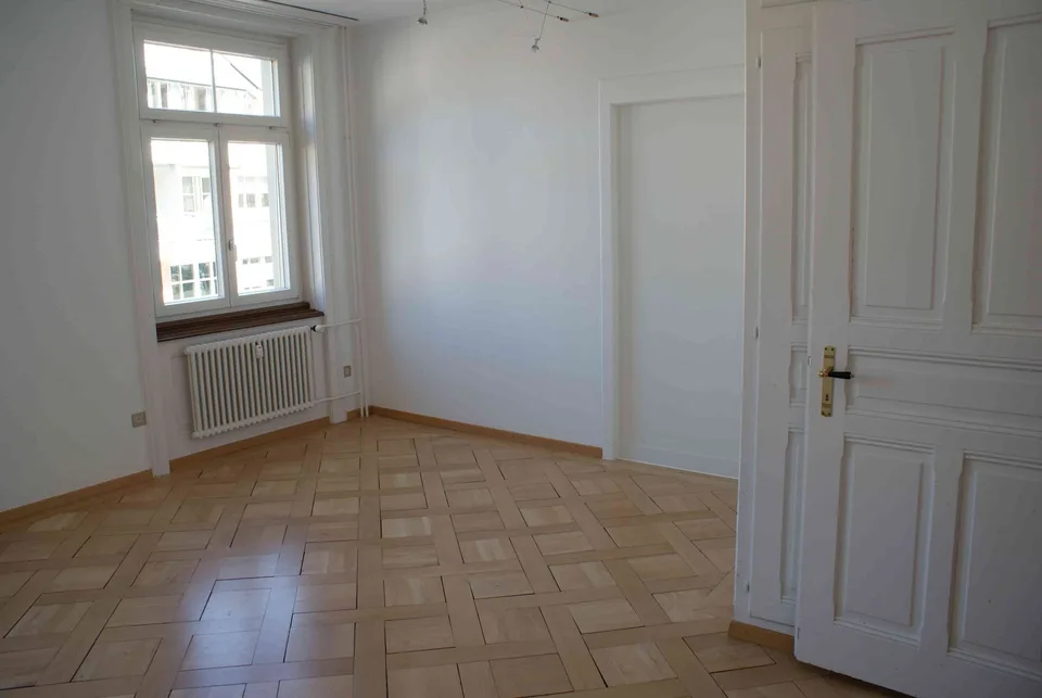 Arbeitsplatz/Zimmer zur Untermiete in Burgdorf, ab sofort