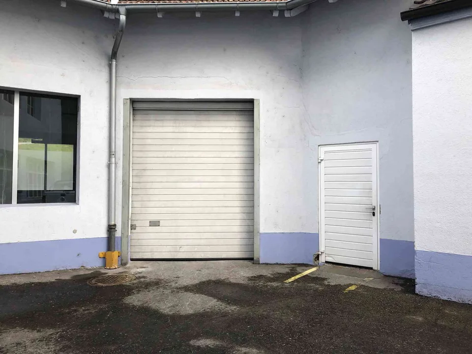 Gewerbehalle zu vermieten