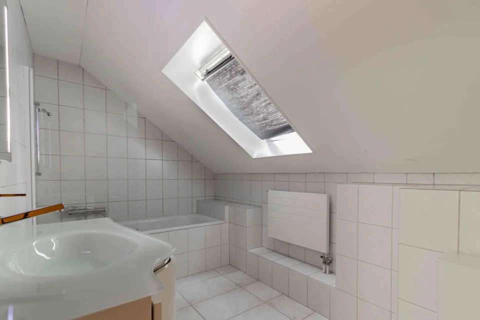 4.5-Zimmer-Dachwohnung mit grosszügiger Terrasse & freier Aussicht