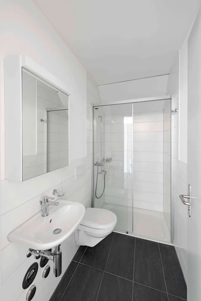 Erstvermietung 4.5 Zimmer-Wohnung 1.OG