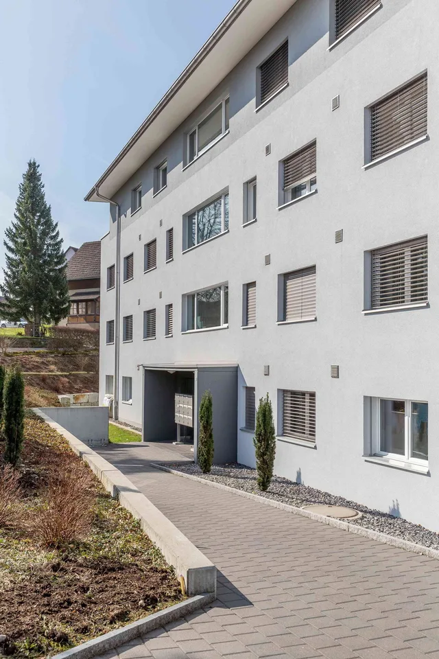 ruhige 5 1/2 Zimmergartenwohnung zu vermieten (E-Ladestation optional)