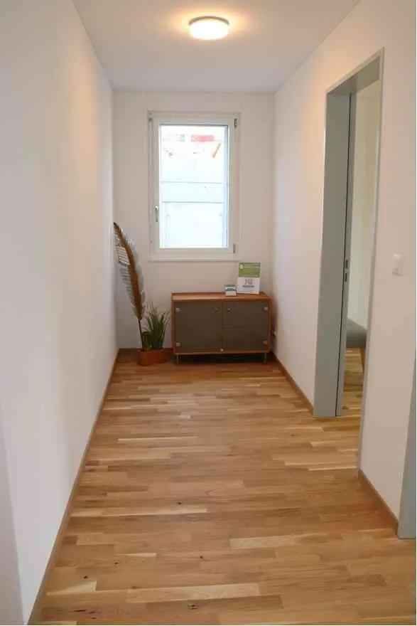 Erstvermietung 5.5 Zimmer-Wohnung EG