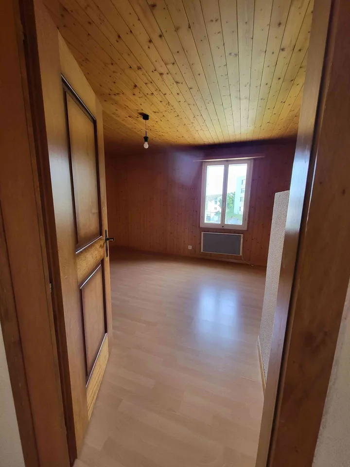 Heimelige 3.5 Zimmer Wohnung 1. OG Bauernhaus