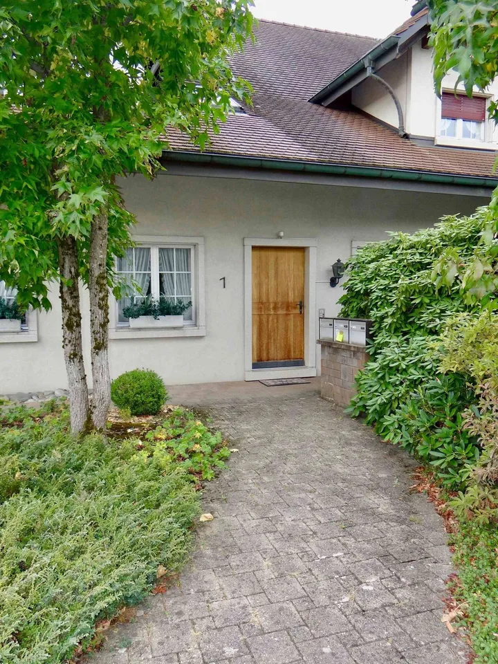 In the center of Herzogenbuchsee 3.5-room country house apartment