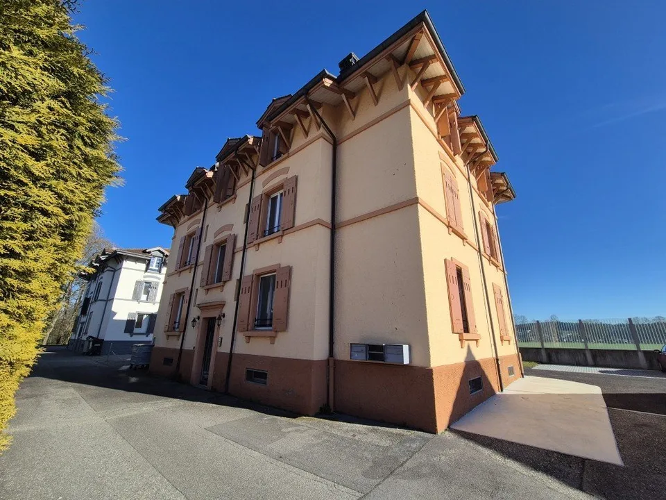 3.5-Zi-DG-Wohnung am Weibelackerweg 3 Top-Klima & Komfort