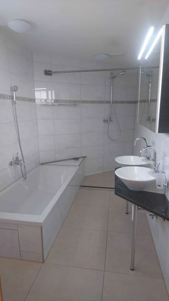6 Zimmer Wohnung