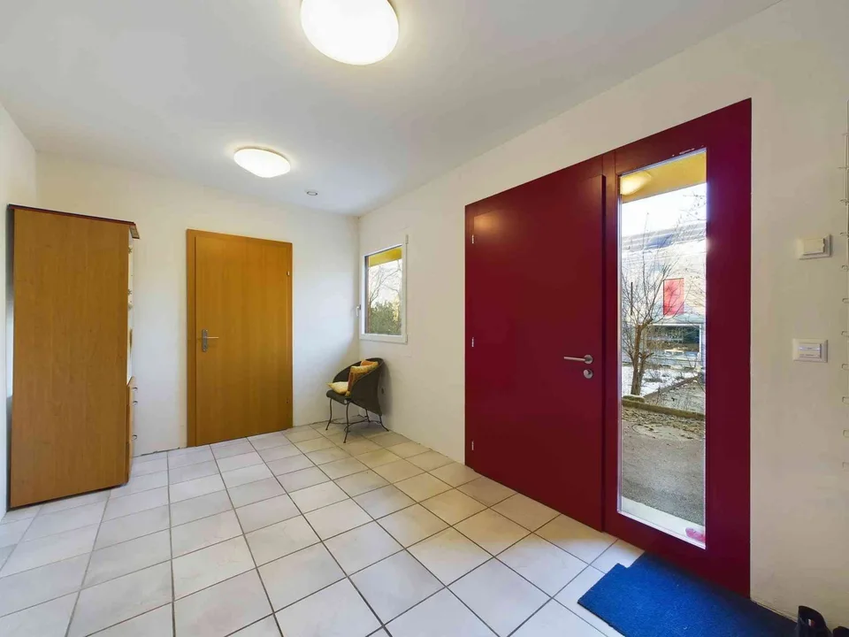 Heller 48 m² Gewerberaum mit eigenem Eingang & WC für stilles Gewerbe