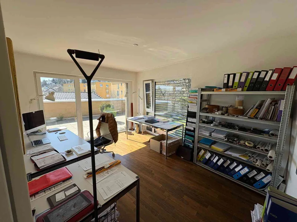 "Moderne 4.5-Zimmer-Dachwohnung mit 3 grossen Terrassen