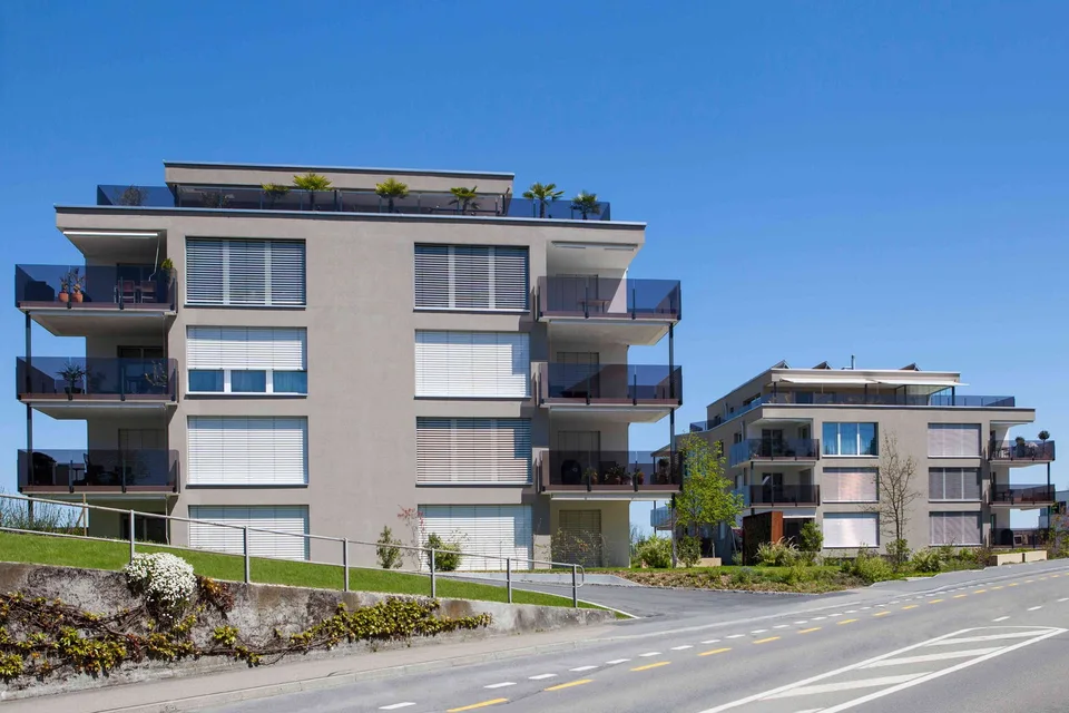?? Aussenparkplatz zu vermieten – Surseestrasse 48/50, Neuenkirch