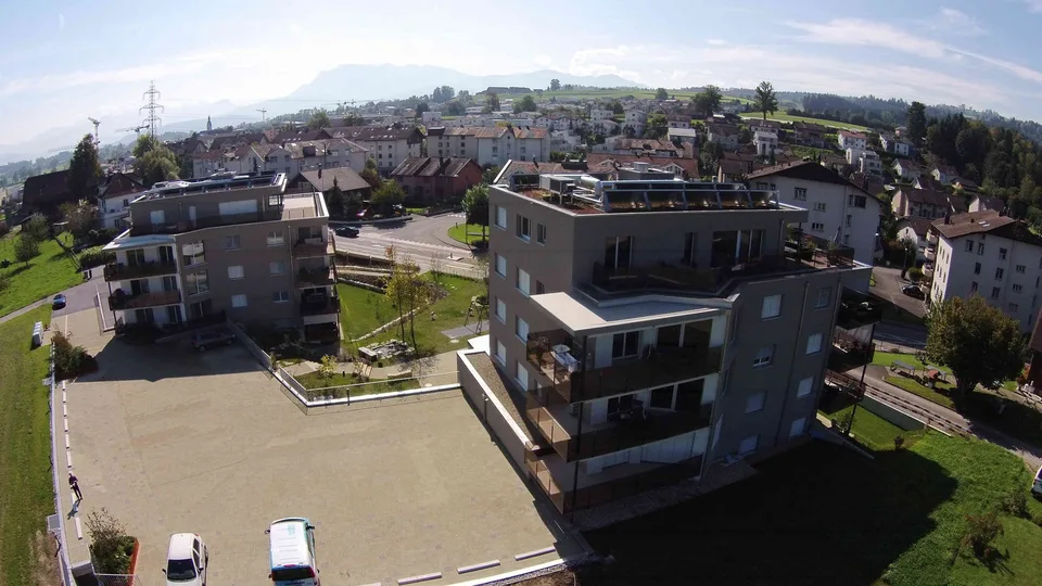 ?? Aussenparkplatz zu vermieten – Surseestrasse 48/50, Neuenkirch