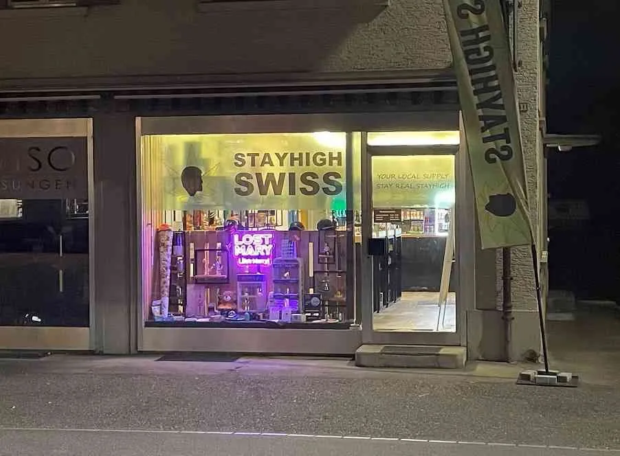 Gewerbefläche / Laden / Büro Mitte 6260 Reiden / Monatsmiete geschenkt