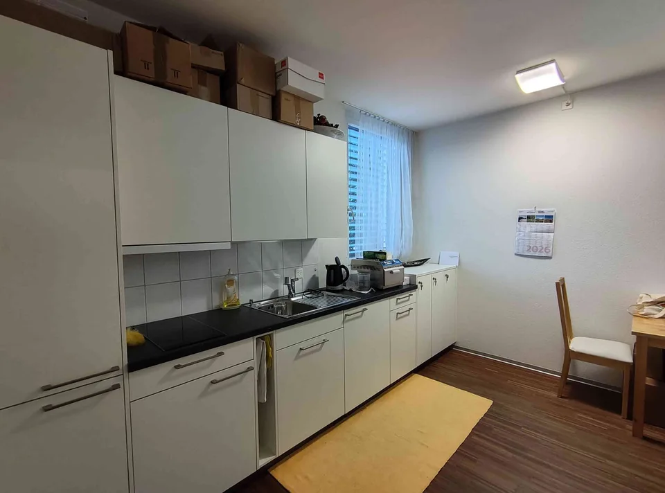 Medizinische Praxis/ Gewerbefläche (148 m²) in Schmitten FR