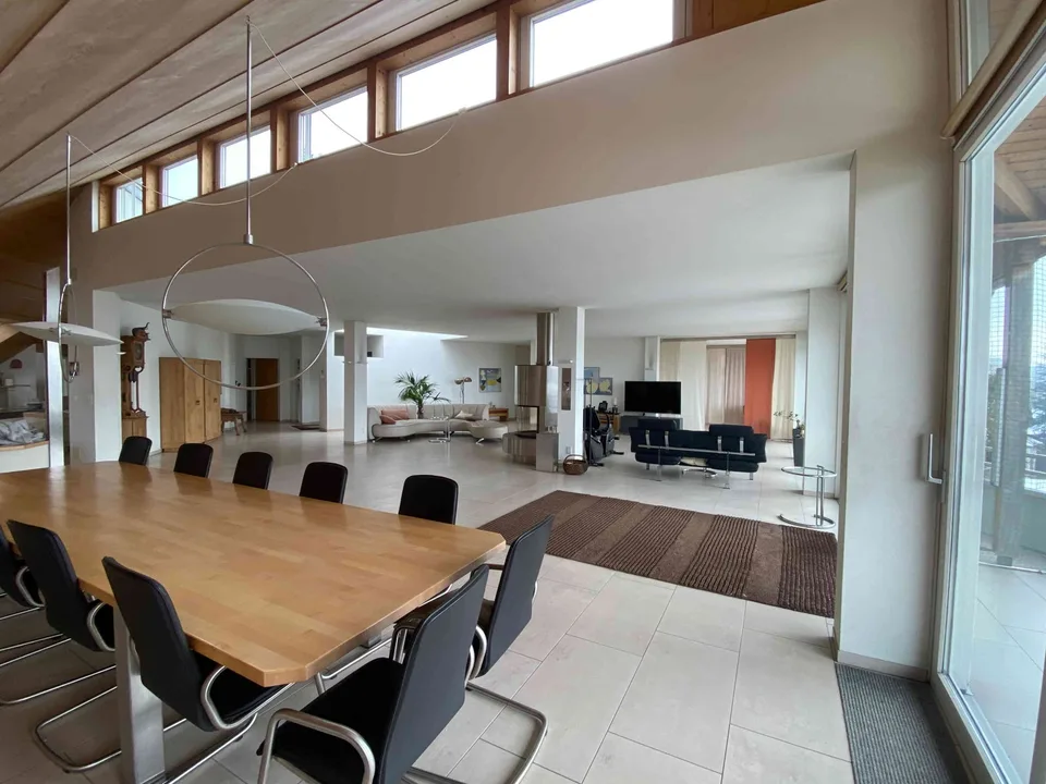 Attika-Wohnung 320 m2 mit Dachterrasse ca. 100 m2