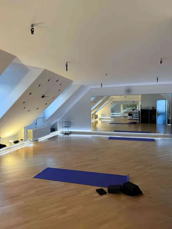 Studio zur Untermiete / gemeinsamen Nutzung – Bern Zentrum