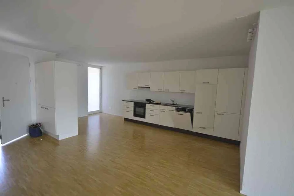 3-Zimmer-Wohnung mit Balkon in Köniz (verfügbar ab 1. Dezember)