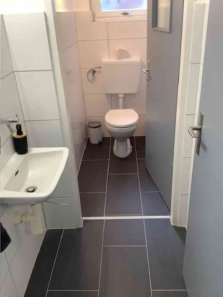 Magnifique espace disponible, pouvant être utilisé comme magazin!