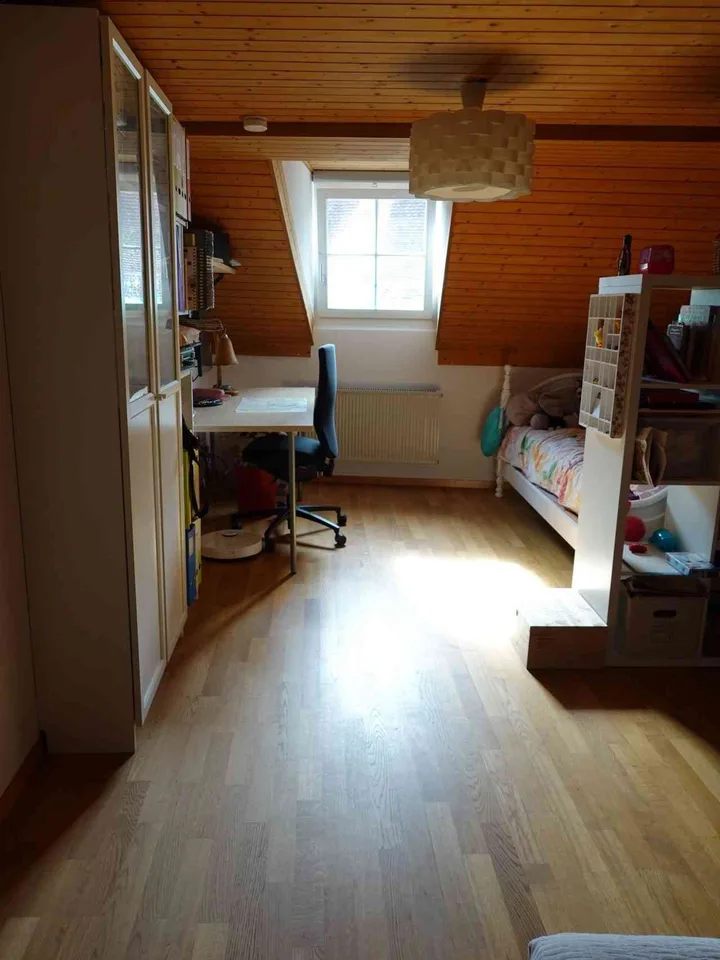 Helle, grosszügige 4.5 Zimmer Duplexwohnung in Burgdorf